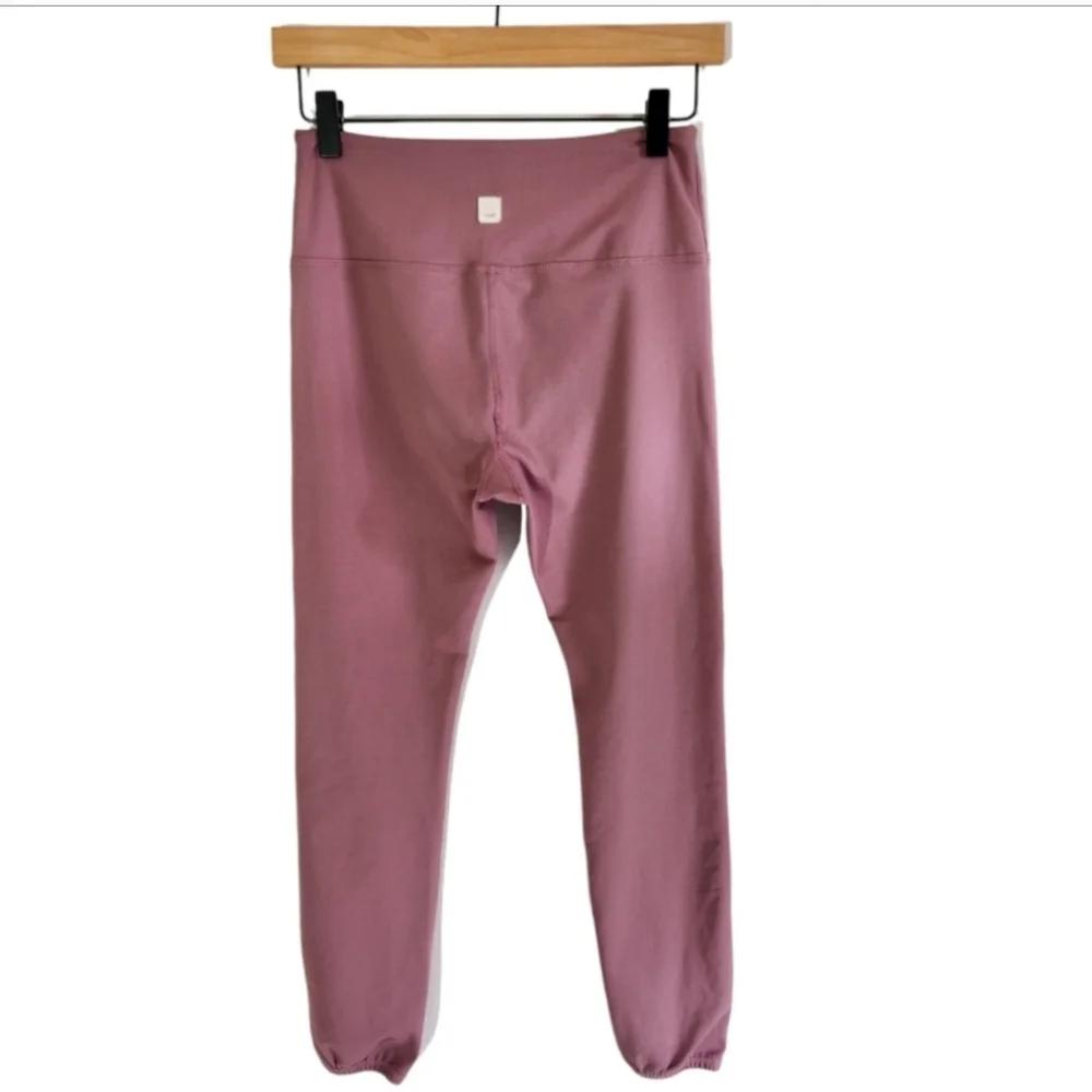Vuori Jogger Super Soft High Rise Jogger Pants Size S Women Pink Color - Picture 5 of 12
